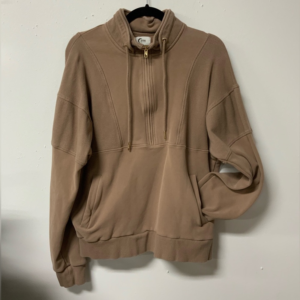 ZYIA HALF ZIP SWEATSHIRT